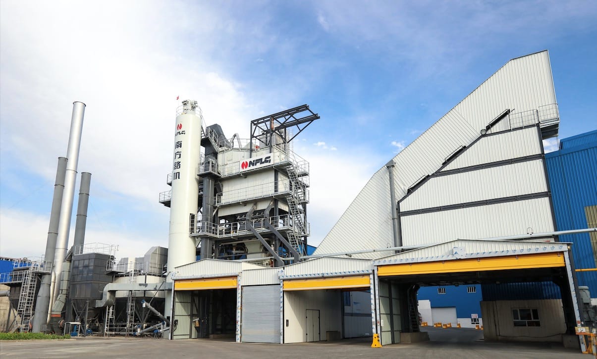 Nomex Filter Bags vs PPS Filter Bags: Which Is Right for Your Baghouse? 3 Nomex filter bags used in an asphalt plant baghouse